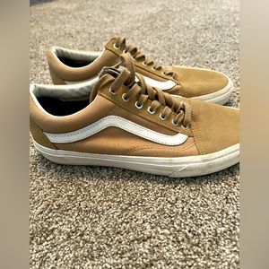 Tan Old Skool Vans
